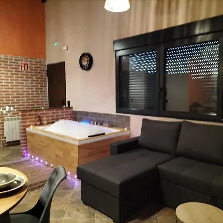 בית נופש Pose *